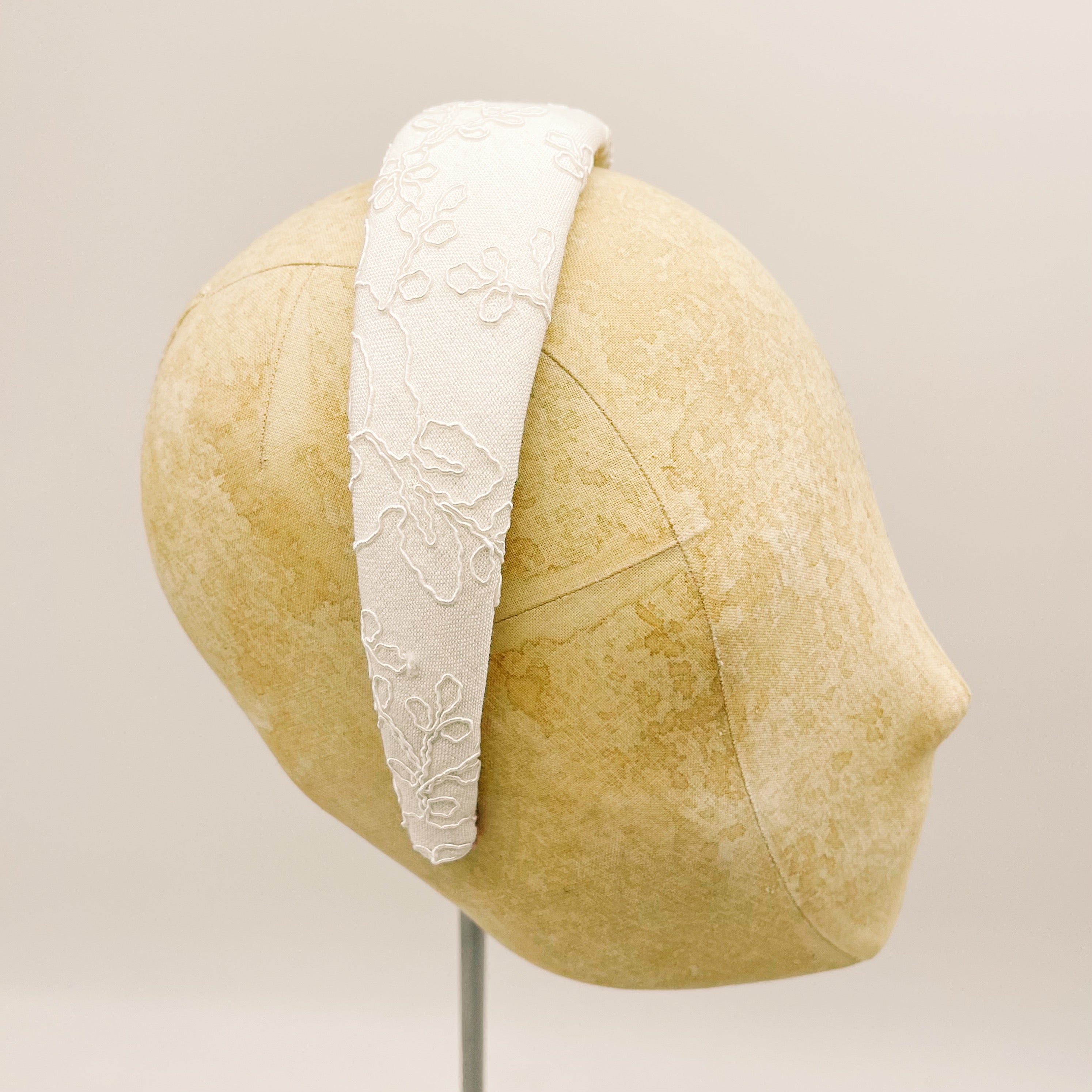 Bloom Embroidered White Headband
