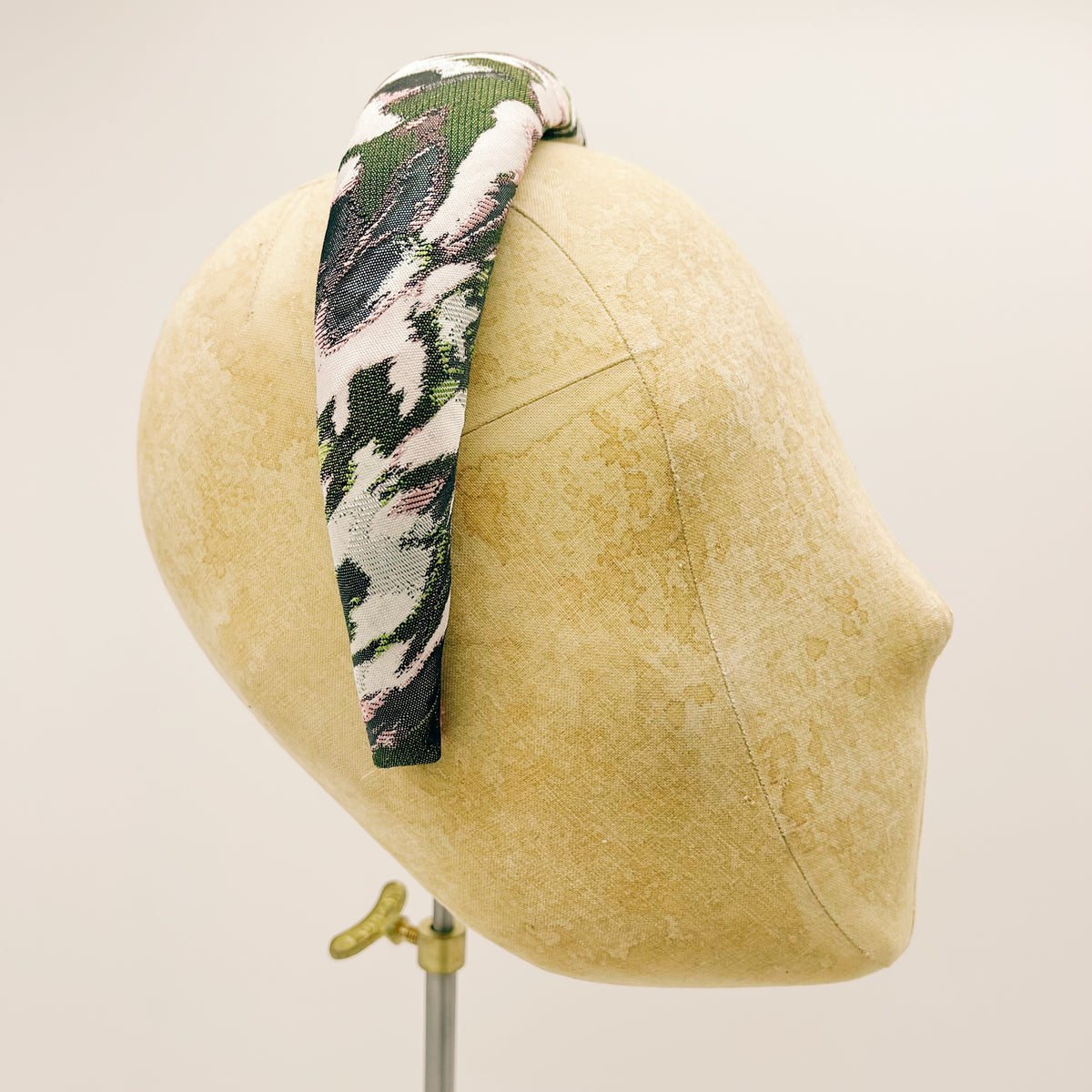 Cerchietto Jacquard Green Abstract Padded
