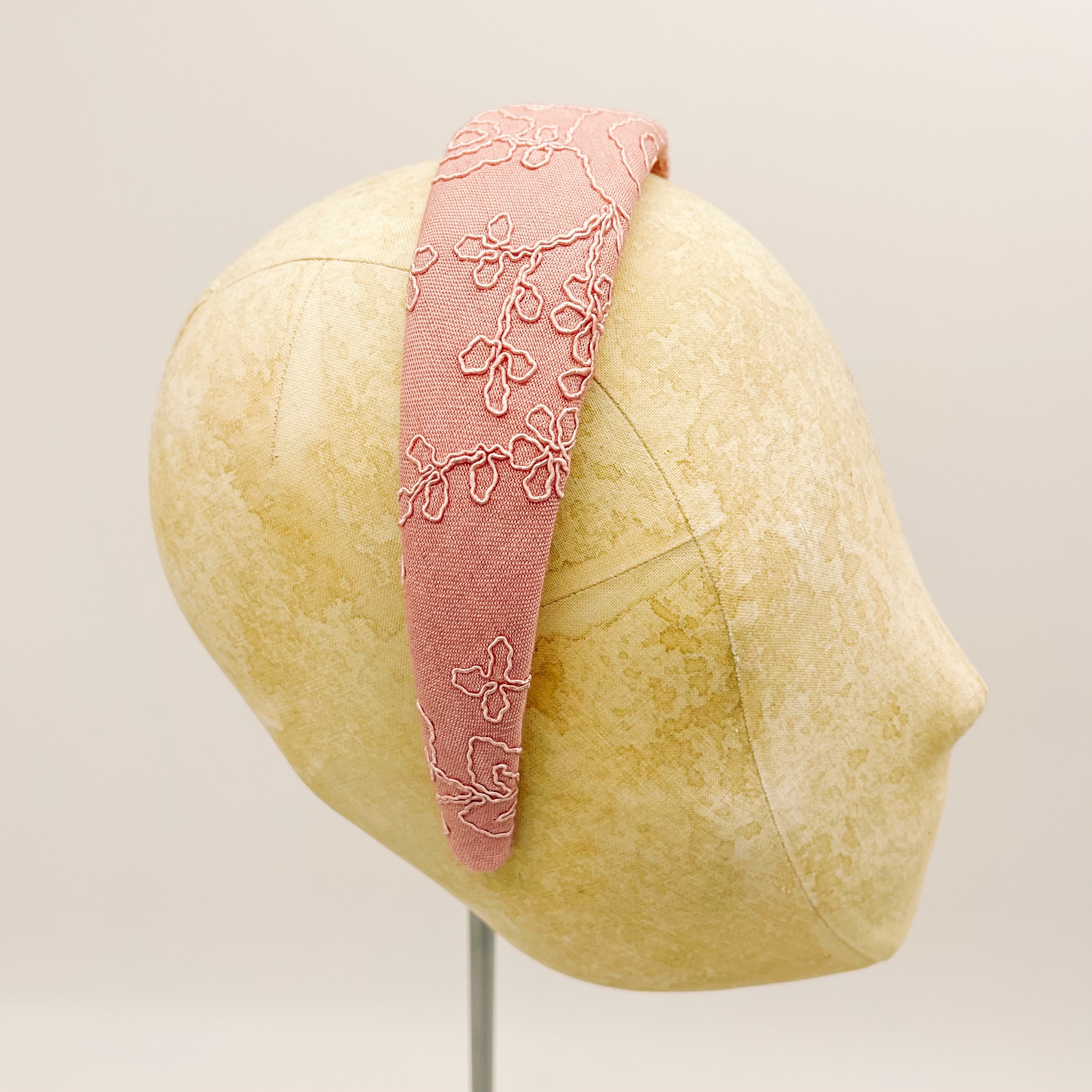 Bloom Embroidered Headband Pink