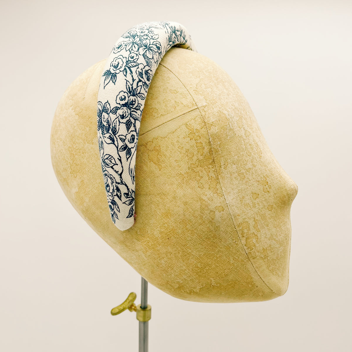 Cerchietto Toile de Jouy Blue Padded