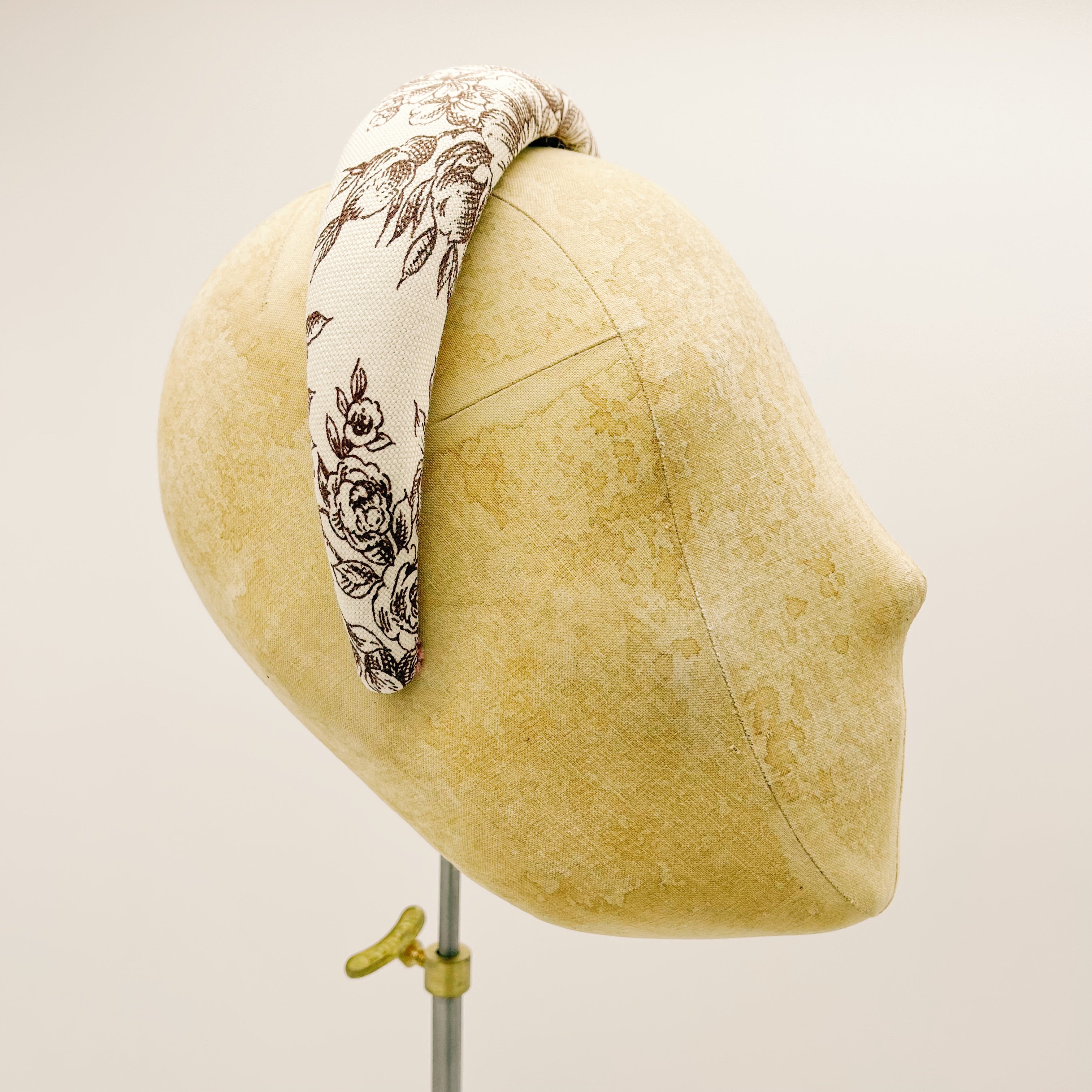 Cerchietto Velluto Toile de Jouy Brown Padded