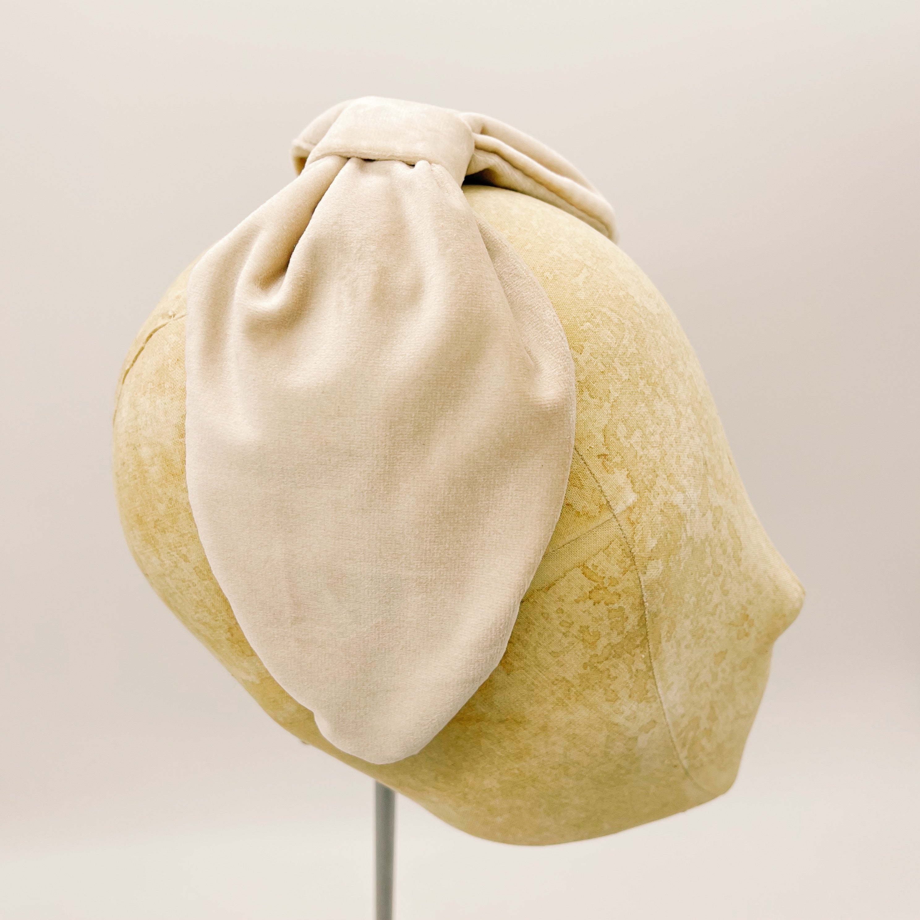 Velvet Headband Cream Leaf