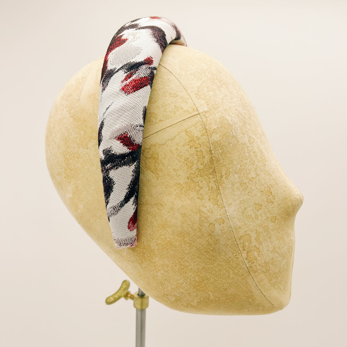 Cerchietto Jacquard Red Abstract Padded
